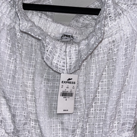 Express Crop Top (NWT) - Picture 3 of 3